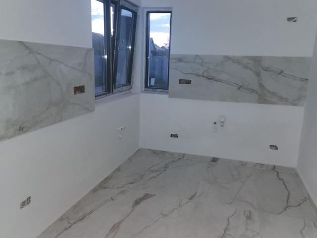 3 camere, casa de vanzare Ilfov judet, Berceni 9203 •