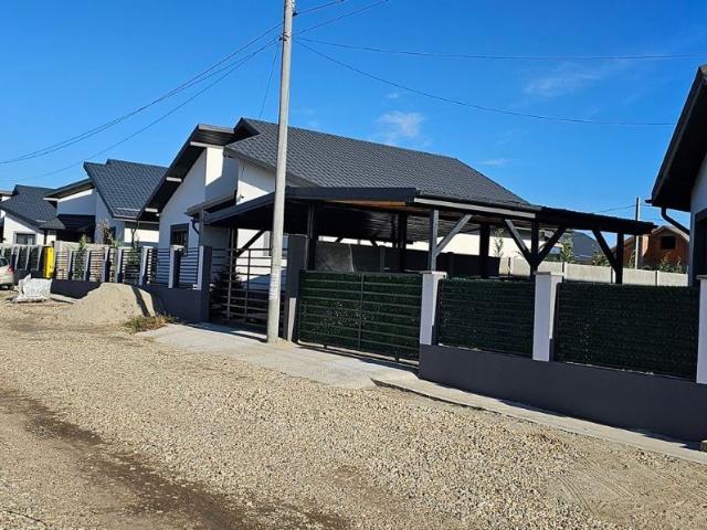 3 camere, casa de vanzare Ilfov judet, Bulevardul 1 Mai 8853 •
