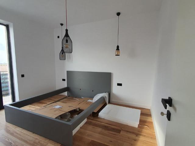 3 camere, casa de vanzare Ilfov judet, Otopeni 9064 •