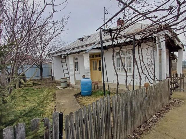 3 camere, casa de vanzare Neamt judet, Roman 9194 •