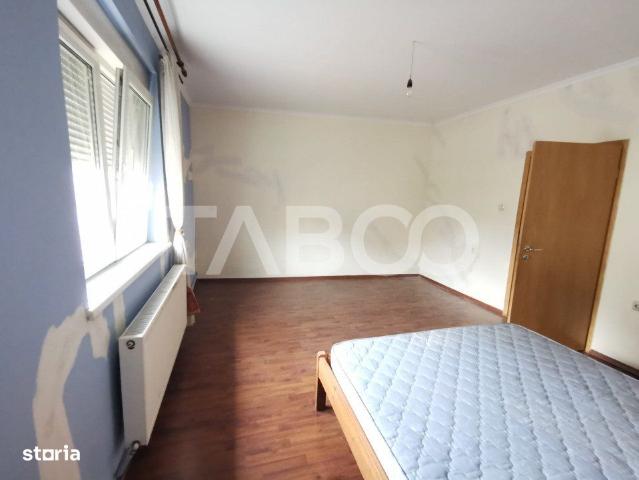 3 camere, casa de vanzare Sibiu judet, Lazaret 9078 •