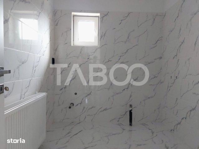 Casa de vanzare pe 1 nivel 92 mp 3 camere teren livada 2042 mp Sacel