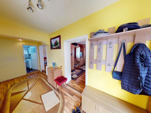 3 camere, casa de vanzare Sibiu judet, Selimbar 8466 •