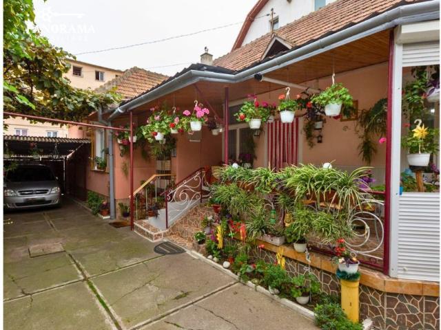 3 camere, casa de vanzare Sibiu judet, Strada Luncii 8931 •