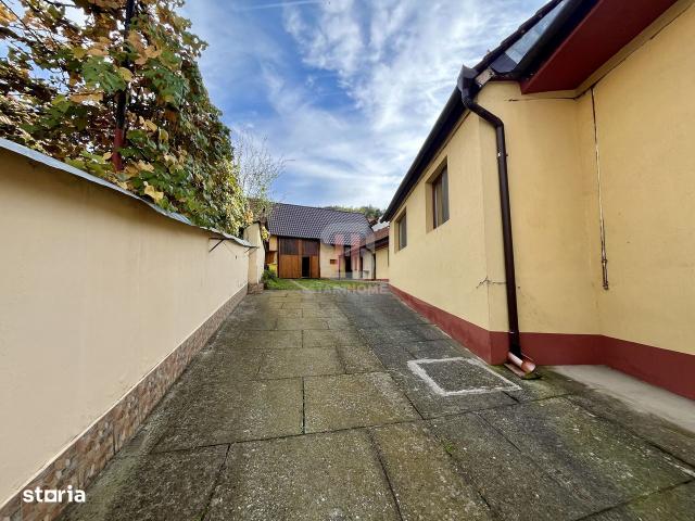 3 camere, casa de vanzare Sibiu judet, Talmacel 8961 •