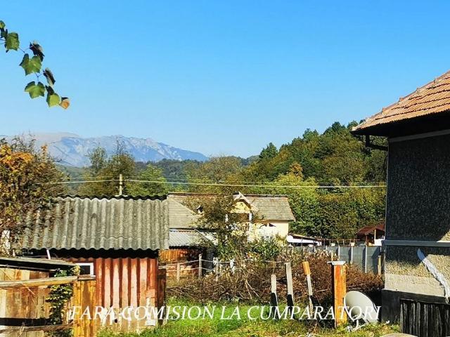 3 camere, casa de vanzare Valcea judet, Bunesti 9240 •