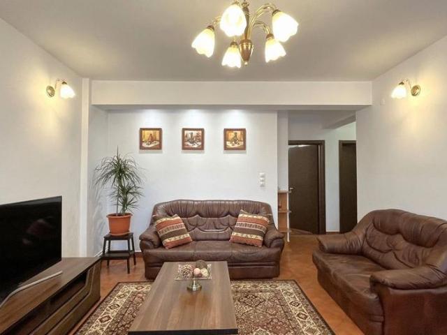 3 CAMERE || CENTRALA PROPRIE || IMOBIL CU LIFT || PIATA DOROBANTI