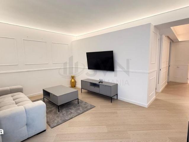 3 camere Cortina North l loc de parcare inclus l terasa 30mp