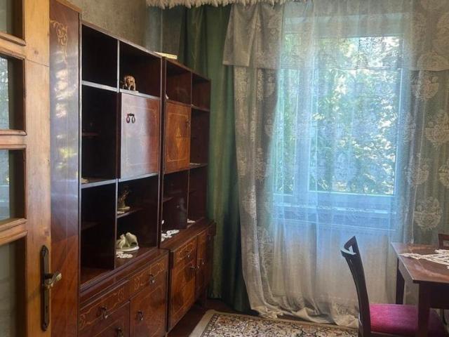 3 camere cu garaj sub bloc