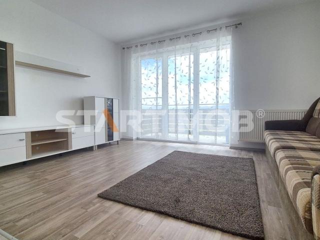 3 camere cu parcare zona Avantgarden