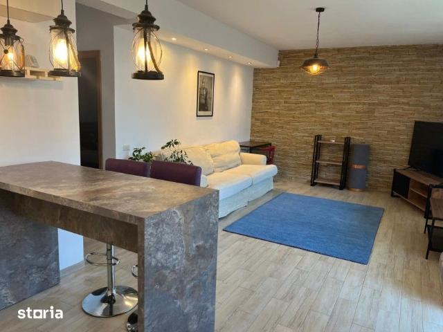 3 Camere + curte Lacul Tei