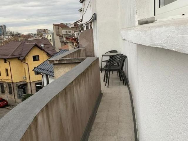 3 Camere | Dacia | Balcon