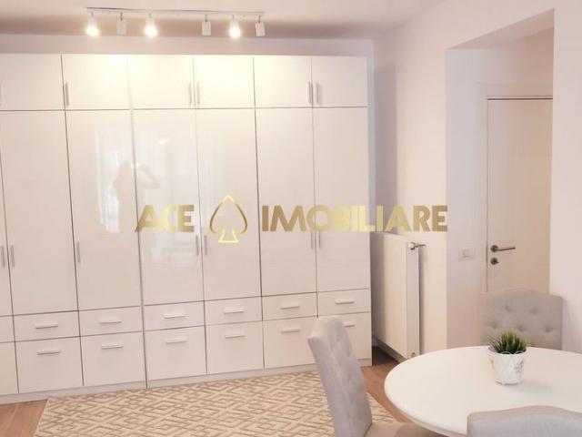 3 Camere de inchiriat | Sisesti | Centrala | Loc de Parcare