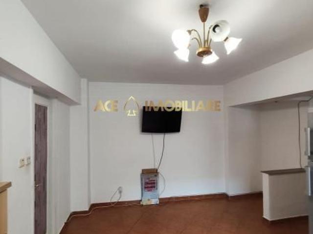 3 Camere de inchiriat | Victoriei | Metrou | PetFriendly | Mobilat