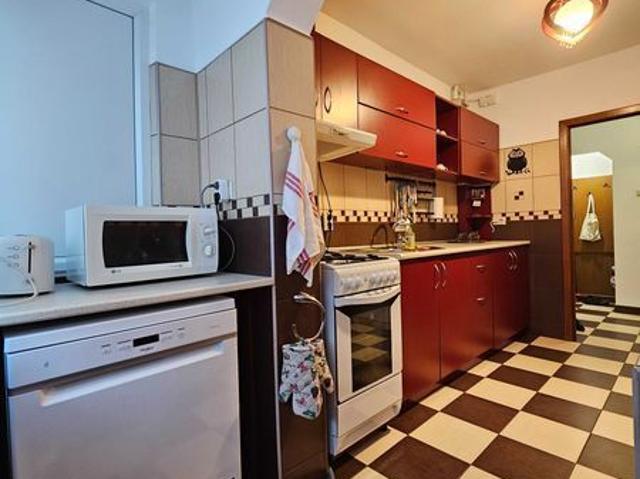 3 camere decomandat, Dna Ghica, 600 euro