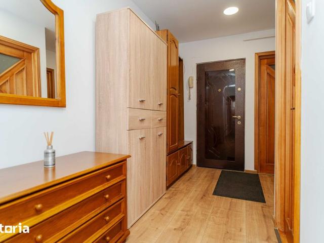 3 Camere Decomandat + Garaj | Nicolina | Renovat complet, 2 Băi