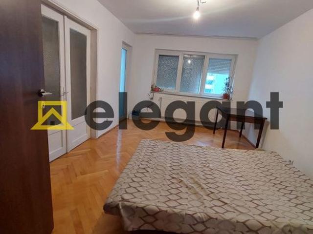 3 camere, decomandat, 65 mp, AC, Centrala, 1 Mai Insula