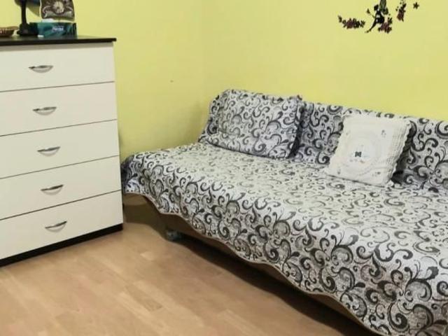3 camere, decomandat, 70 mp, de inchiriat apartament in zona Alexandru cel Bun, Parcul Voievozilor, Cod 162448