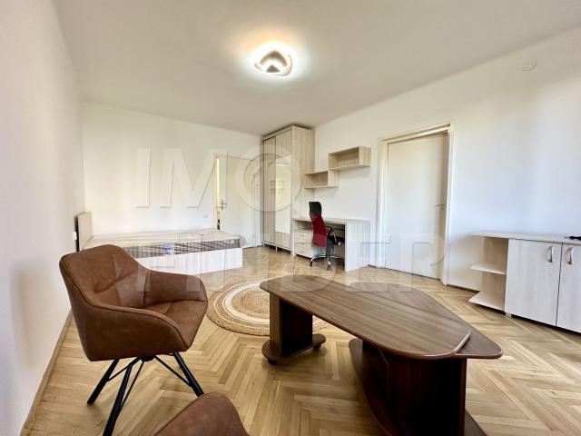 3 camere decomandate, 90 mp, Str Republicii, Centru/UMF