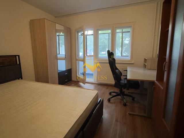 3 camere, decomandate, 2 balcoane, 2 bai, Manastur Zona 18 GYM, Tasnad