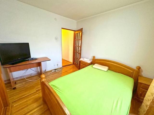 3 camere decomandate, Ciuperca, M uri, etaj3, centrala termica, aer conditionat, complet mobilat si utilat