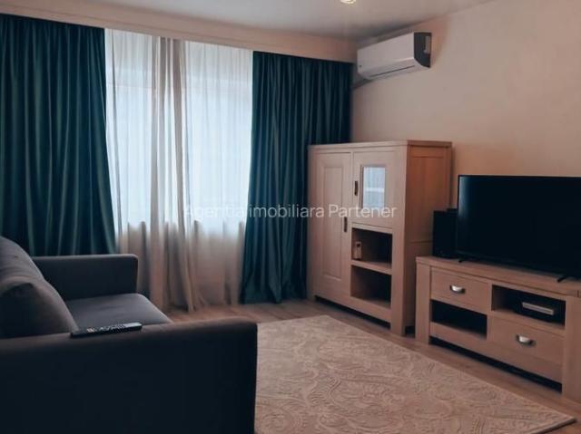 3 camere EREMIA, Decomandat / RENOVAT, mobilat / utilat !