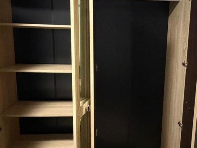 3 camere între metrou Unirii și Tineretului, Parcul Carol, Bd Marasesti, nr 42