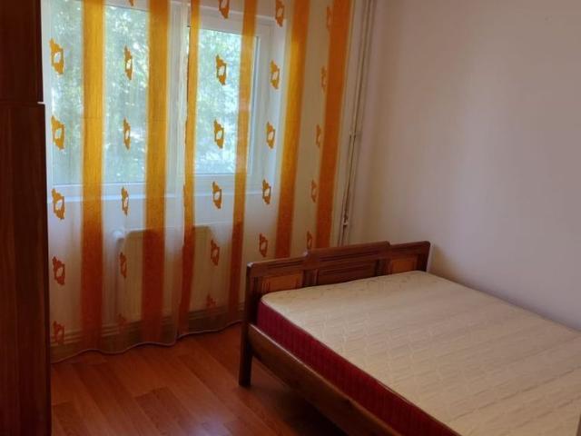 3 camere, Milcov