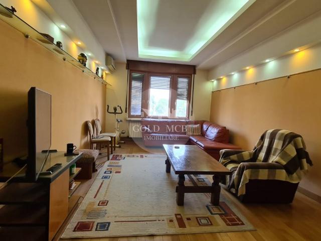 3 camere Mosilor Armeneasca