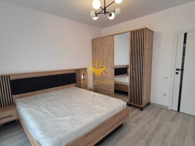 3 camere open space, parcare, 2 balcoane, Zona Centrala, Piata Abator