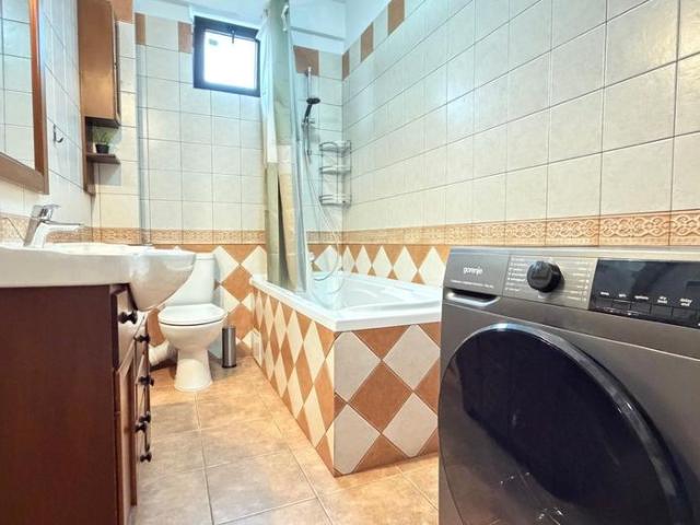 3 Camere || Parter Înalt || Curte