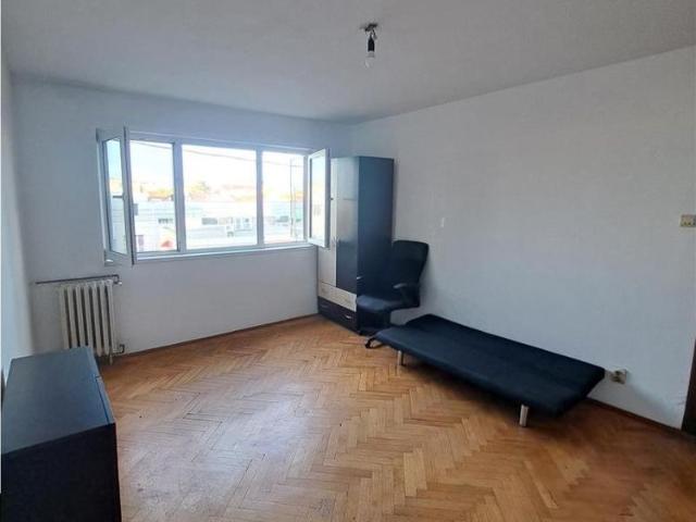 3 CAMERE, PARTIAL MOBILAT ETAJ 2 LIVIU REBREANU, SAGULUI!