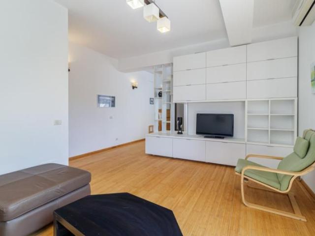 3 Camere Spatioase in Zona Jiului – Piata Presei Libere, Sector 1