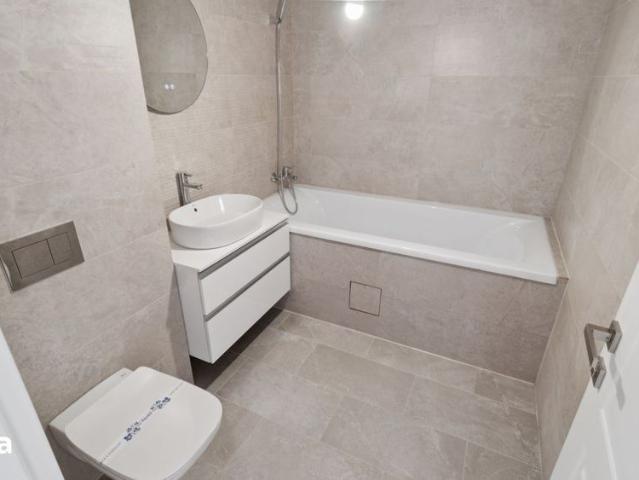 3 camere Spatiu Comercial 2000 euro Universitate bloc Nou 2025 UNICAT