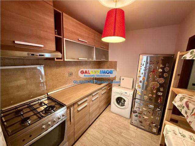 3 camere | Stefan cel Mare | Decomandat | 7min. metrou | Negociabil