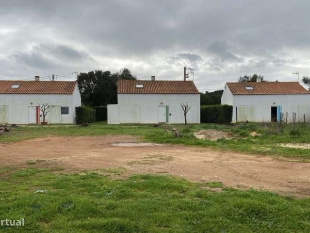3 Casas de Campo c/ Piscina Alfambras