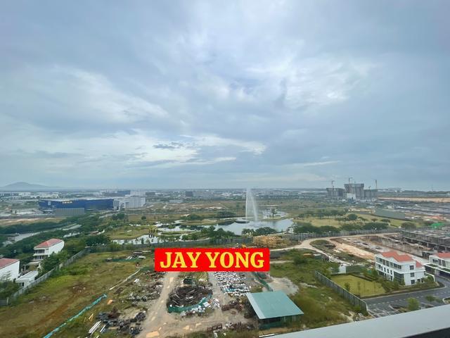 3 CARPARK SEAVIEW Vertu Resort Condo 1030sf WELL MAINTAIN Batu Kawan