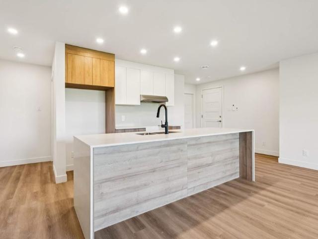 3 CH 1 SDB Huntingdon $1,350 /mo