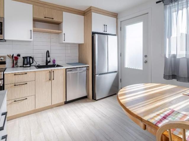 3 CH 1 SDB Québec $1,870 /mo