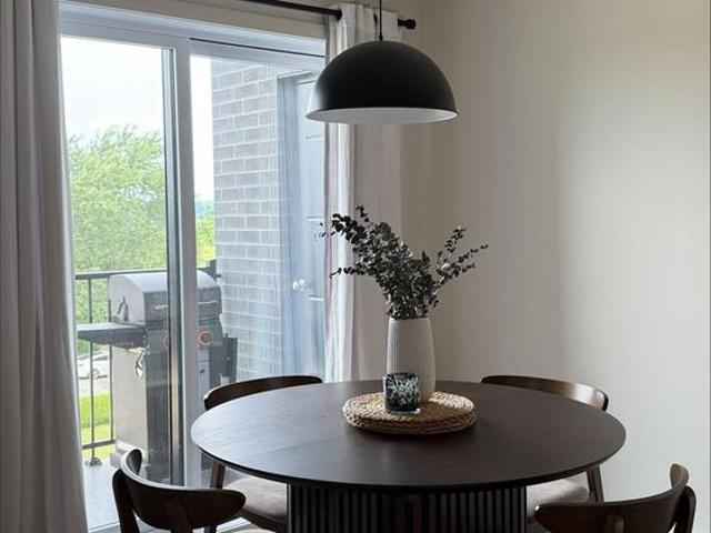 3 CH 1 SDB Saint Hyacinthe $1,650 /mo