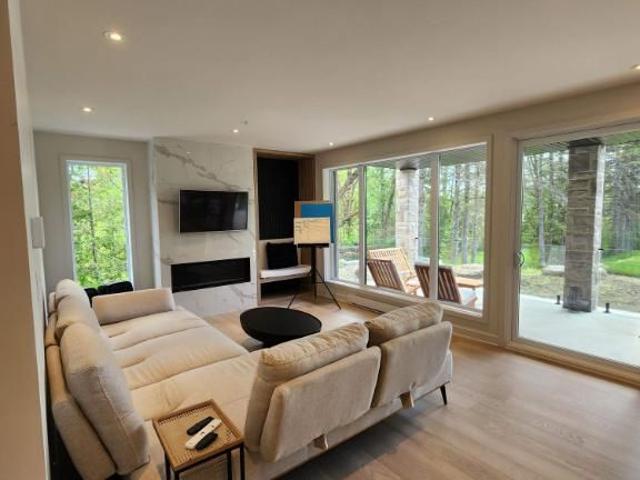 3 CH 2 SDB Sainte Agathe des Monts $3,900 /mo