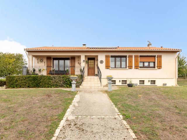 3 chambre maison avec hangar et 360 vue