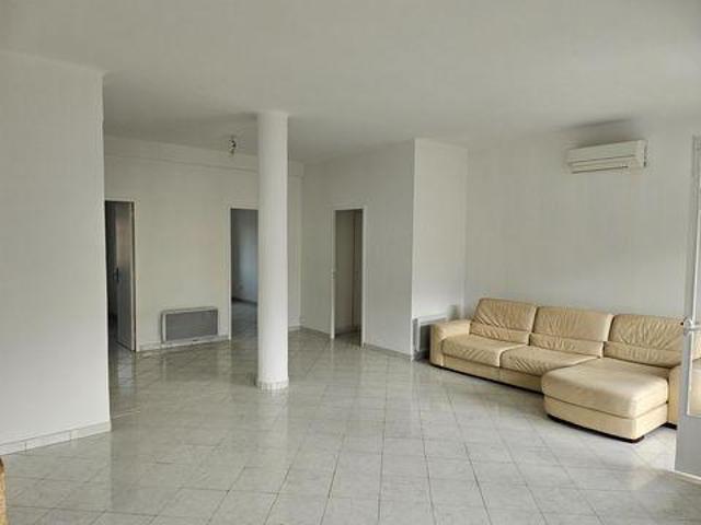 3 chambres, Marseille 2e Arrondissement Provence Alpes Côte d'Azur 13002 91307359