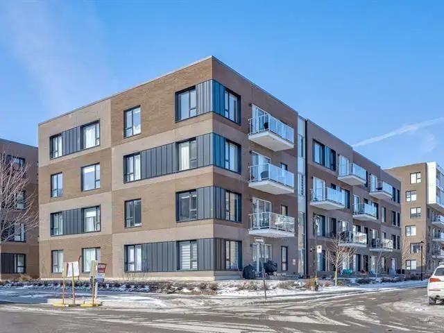 3 Chambres à coucher 2 salles de bain Moderne & Spacieux, Quartier Prisé Shop Angus