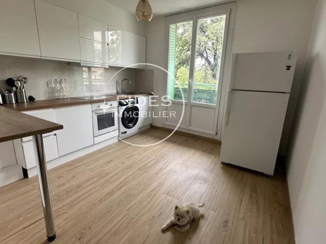3 CHAMBRES EN COLOCATION ÉTUDIANTE – APPARTEMENT ENTIÈREMENT RÉNOVÉ – 13004 MARSEILLE