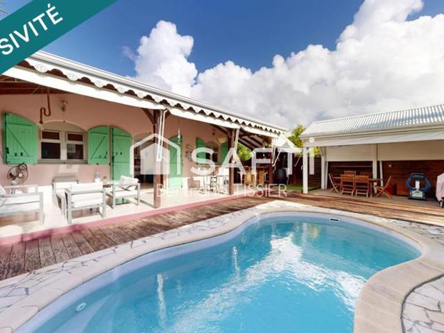 3 chambres, piscine et carbet, excellent état