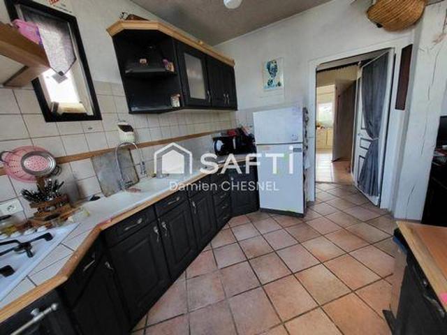 3 chambres, Saint Amand Montrond Centre 18200 LS87733564