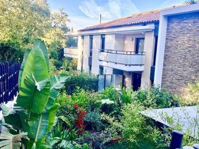 3 chambres, Toulon Provence Alpes Côte d'Azur 83000 LS90578209