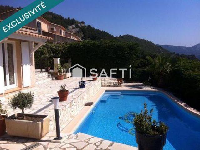 3 chambres, Toulon Provence Alpes Côte d'Azur 83200 87303776