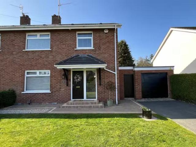 3 Churchill Avenue
